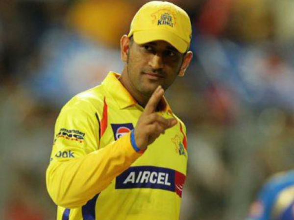 நடக்கும் 