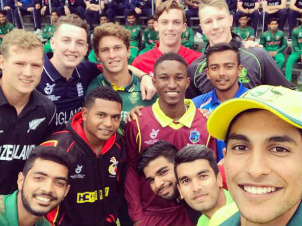 முதல் நாள் ஆட்டம் 