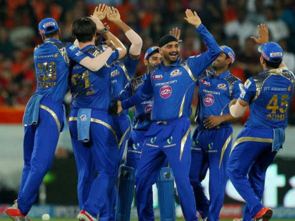 மும்பை அணி 