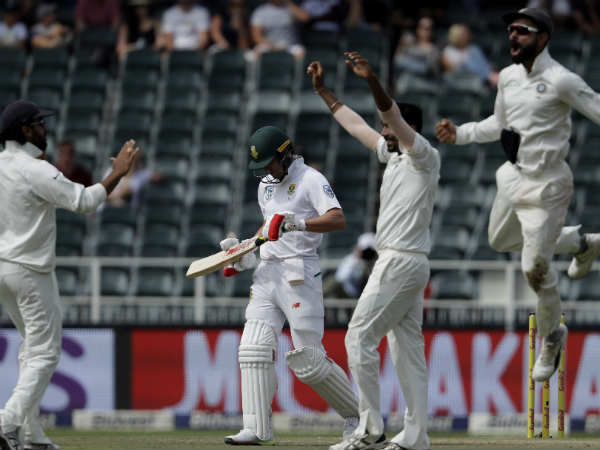 ஷமி அபார பந்து வீச்சு 