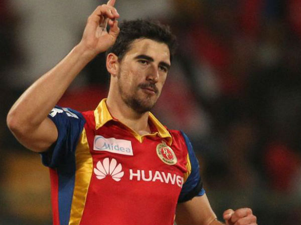 பவுலர்களில் முன்னிலை 