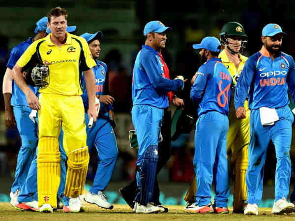 நவம்பரில் ஆஸ்திரேலேயா பறக்கிறது