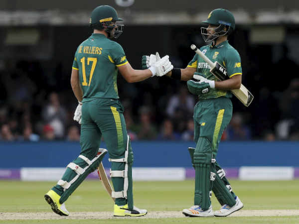 முதல் வீரர் 