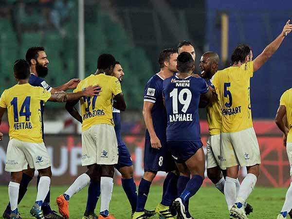 டிராவில் முடிந்த முதல் ஆட்டம்