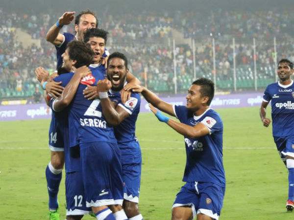 குலுங்கியது மைதானம்