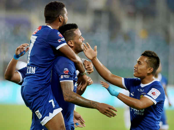 தனபால் கணேஷ் அசத்தல்