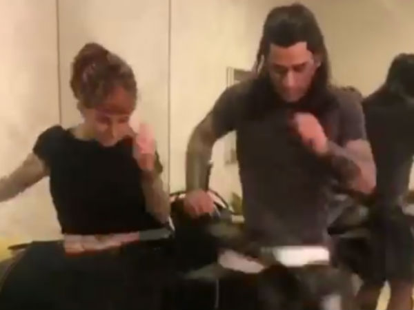 மீண்டும் 