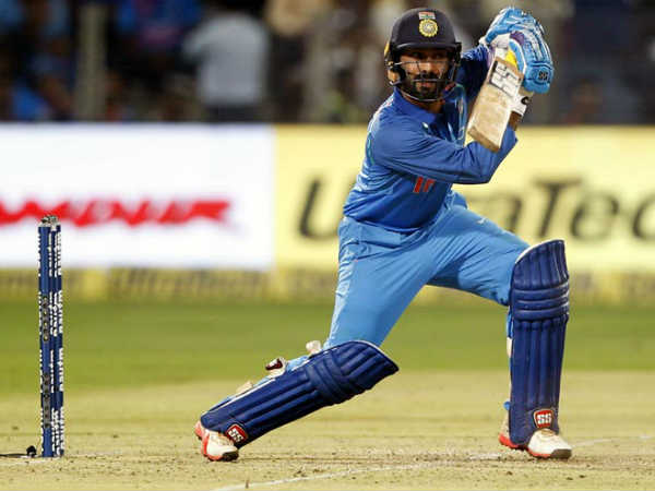 பாம்புக்கு ரெடியான பங்களா