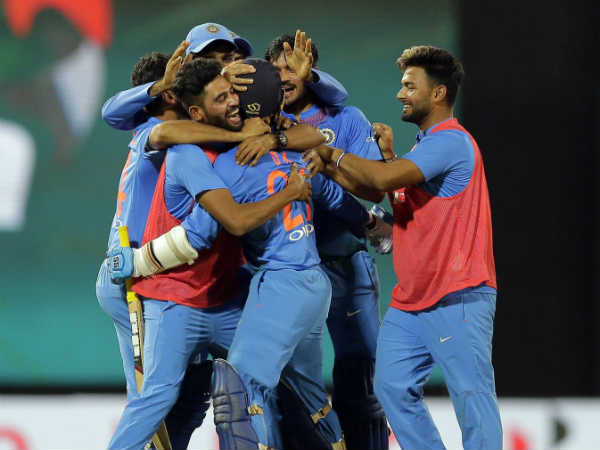 மீண்டு வருவேன் 