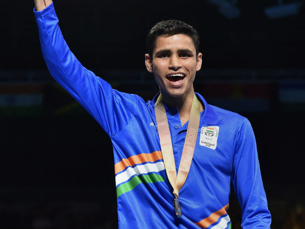 ஸ்குவாஷிலும் பதக்கம் 