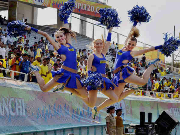 மோசமான உடை 