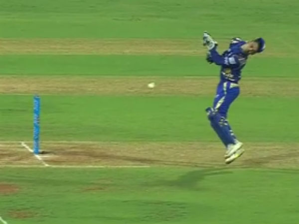 எப்படி தாக்கியது 