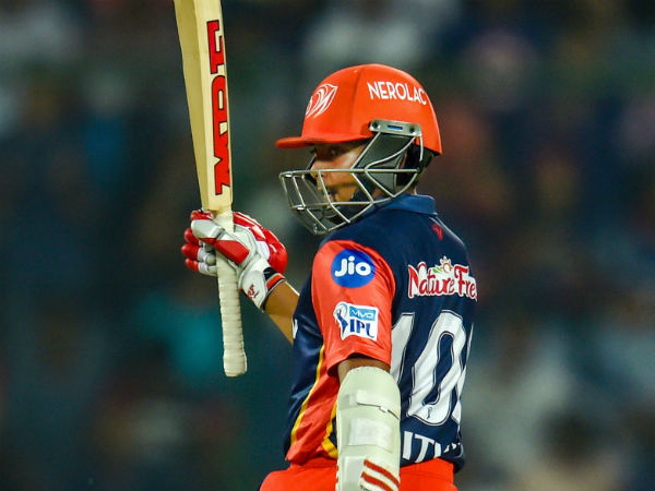 டெல்லி அதிரடி ரன்குவிப்பு 