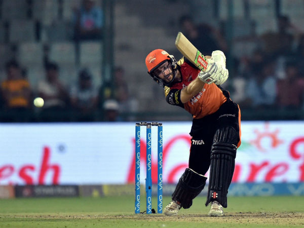 பேட்டிங் ஆர்டர் 