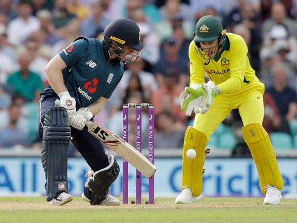 மோசமான பந்துவீச்சு 