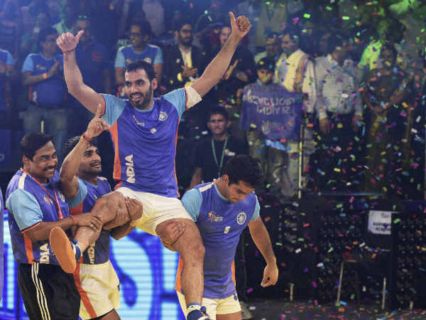 வெளுத்து வாங்கிய இந்தியா 