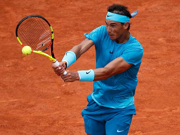 ஆறு முதல் முதல் இடம்