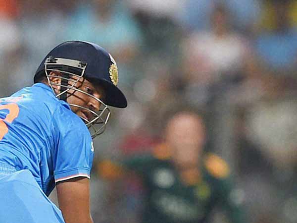 தோனி, பாண்ட்யா அதிரடி 