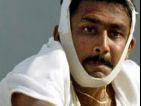 அனில் கும்ப்ளே அபாரம் 