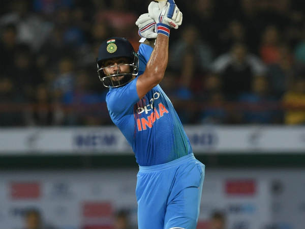 கோஹ்லி 75 ரன்கள் 