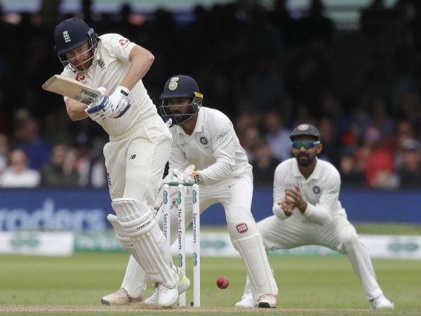 வேகப்பந்துவீச்சுக்கு மூன்று பேர் 