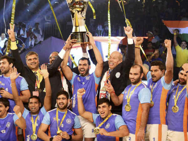 இரகசியமாகவும், மறைமுகமாகவும்