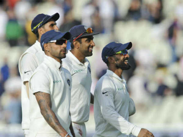 மீண்டும் தவான் 