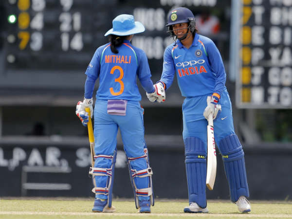 போன் பேசிய 5 பேர்