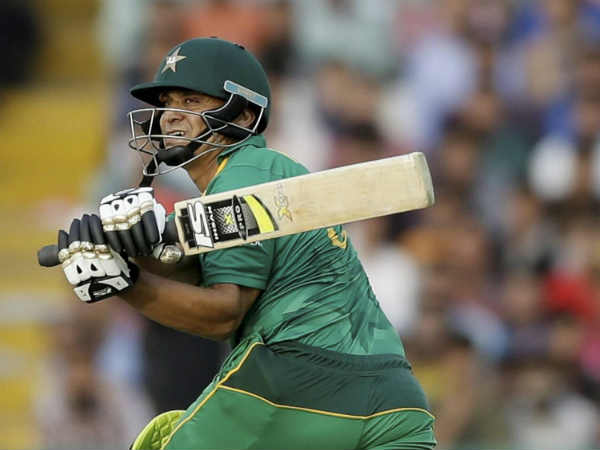 பாகிஸ்தான் நிதான ஆட்டம்