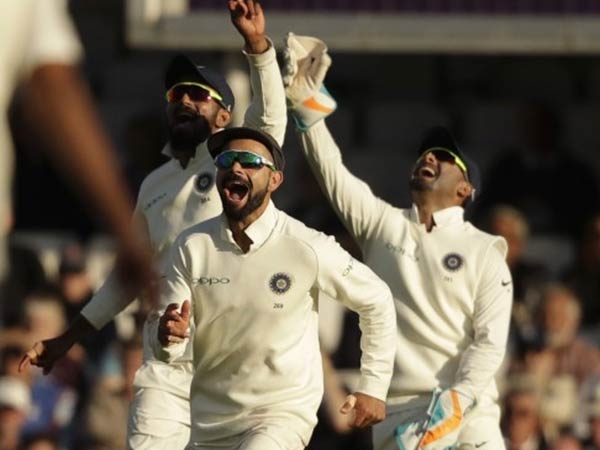 வரிசையாக வீழ்ந்த விக்கெட்கள் வரிசையாக வீழ்ந்த விக்கெட்கள்