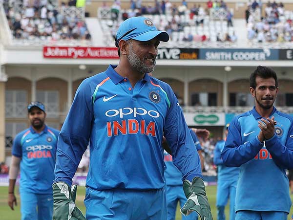 தோனி பற்றி கங்குலி பேச்சு