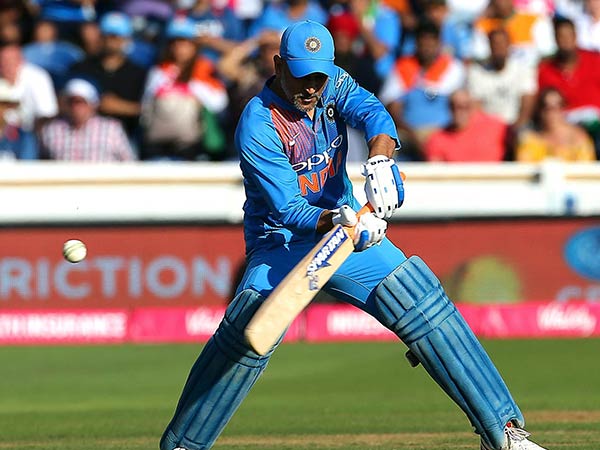 தோனிக்கு ஓய்வு மட்டுமே தோனிக்கு ஓய்வு மட்டுமே