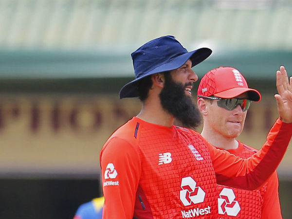 மூன்று ஒருநாள் போட்டிகள் 