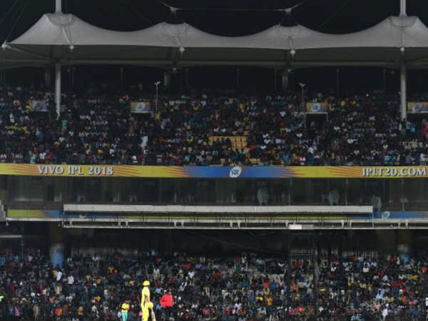 டிக்கெட் விலை சர்ச்சை