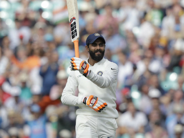 சொந்த மைதானத்தில் சதம் சொந்த மைதானத்தில் சதம்