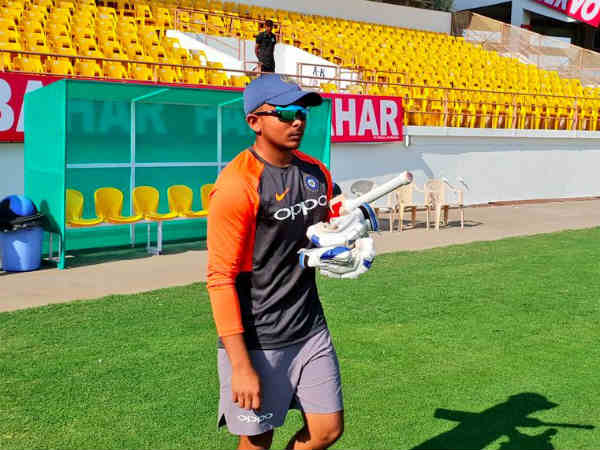 99 பந்துகளில் சதம் 99 பந்துகளில் சதம்