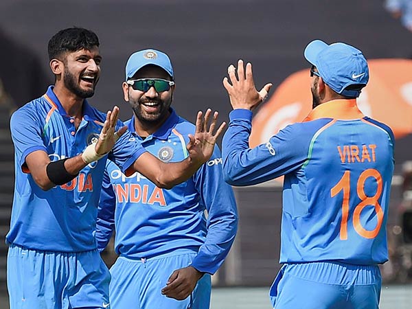 அணி வீரர்கள் விவரம்