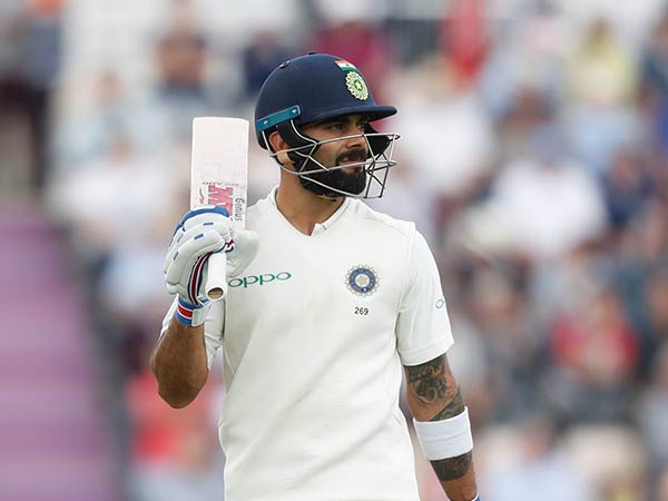 கோலி, யுவராஜ் கேட்ட விளக்கம் கோலி, யுவராஜ் கேட்ட விளக்கம்