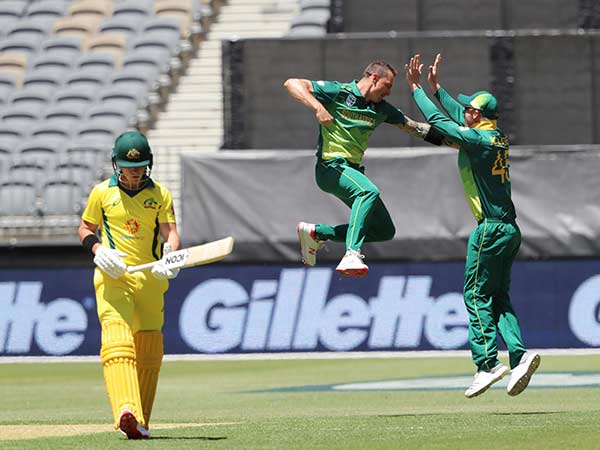 இரண்டு போட்டிகள் எவை?