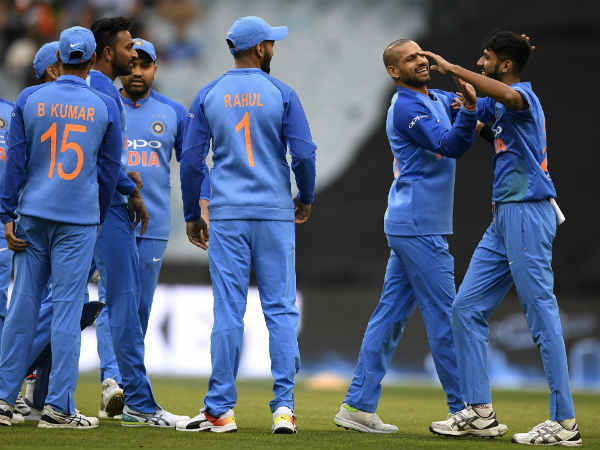 19வது ஓவரில் மழை பெய்தது