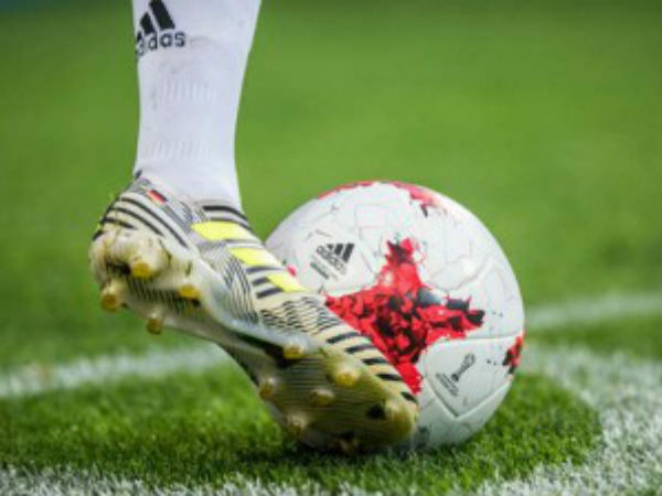 ராக், பேப்பர், சிசர்ஸ் விளையாடுங்க