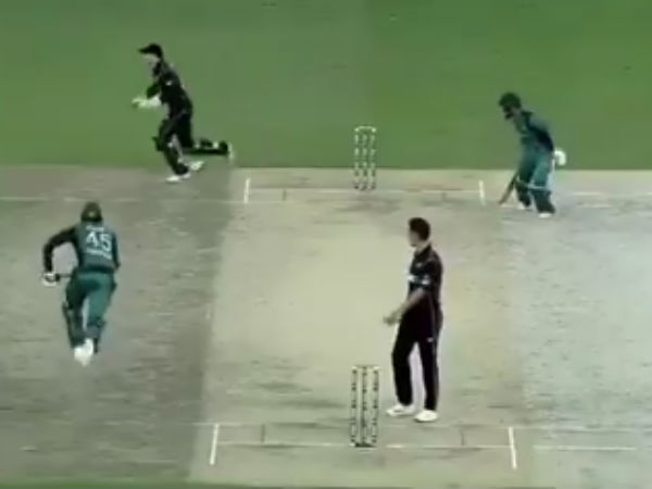 3 ரன்கள் எடுத்தனர்