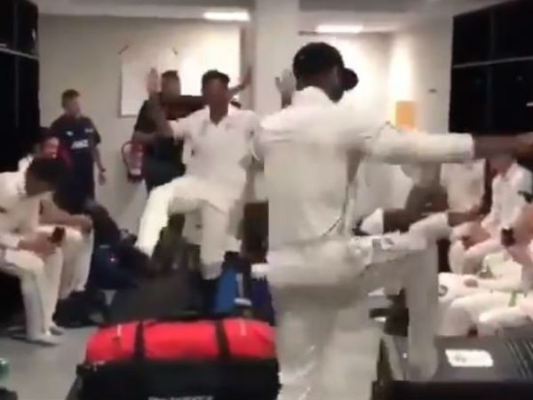 ஆட்டம் பாட்டம் கொண்டாட்டம்