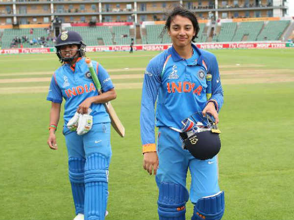 ஆஸ்திரேலியா எளிதாக வீழ்ந்தது