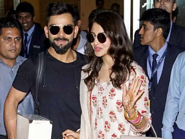 குருவிடம் ஆசிர்வாதம்