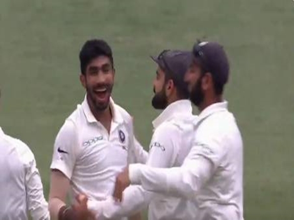 பவுன்சர் தாக்குதல் பவுன்சர் தாக்குதல்