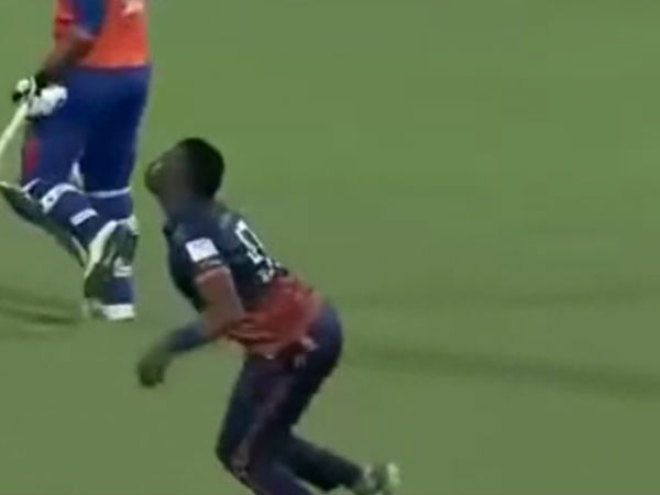 சிக்கன் டான்ஸ் போட்ட பிராவோ