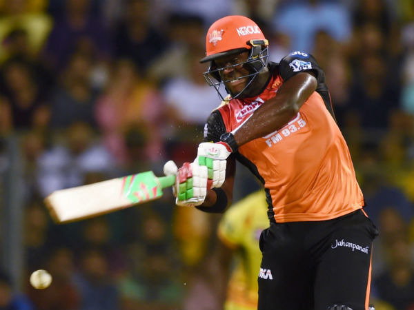 கார்லோஸ் பிராத்வைட் (5 கோடி)