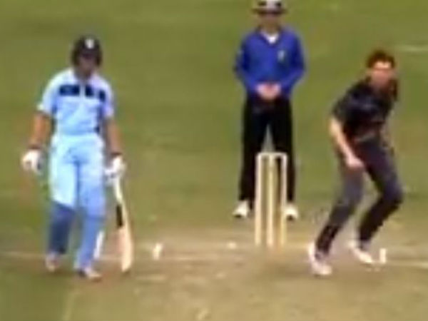 எப்படி ஆறு சிக்ஸர்கள் அடித்தார்?