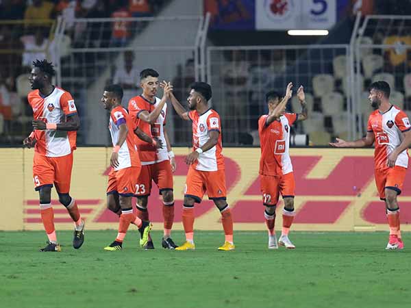 ISL 2018 - FC Goa beat North East United FC 5-1 in the league match